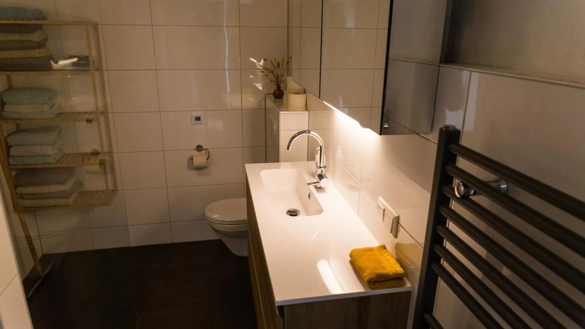 Central Located Apartment - Groundfloor & Garden Utrecht